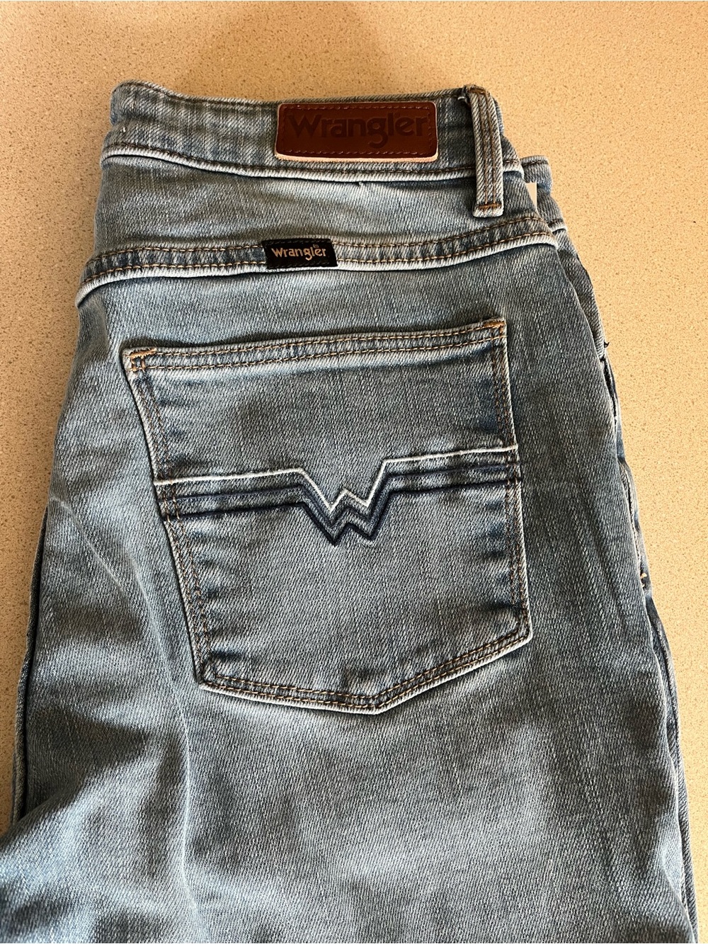 Wrangler Women’s  Light Blue Denim Jeans Size 6x 32 High Rise Fierce Flare
